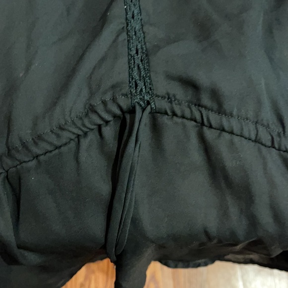 Forever 21 black medium long tie detailed blouse - Picture 7 of 7